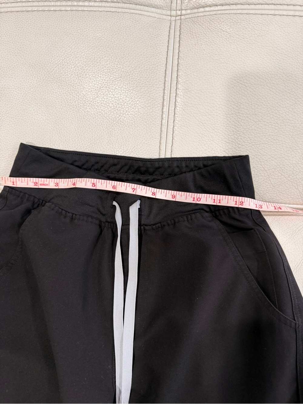 FIGS Scrub Set in Black in XXS/XS-T - Picture 6 of 9